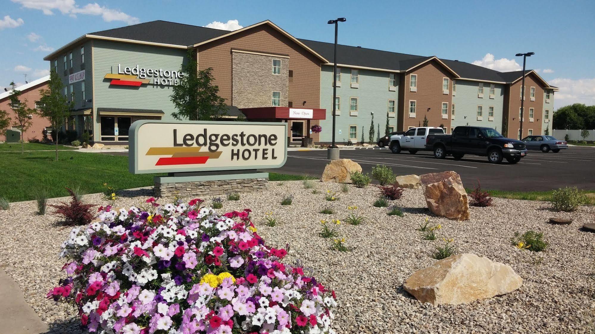 Ledgestone Hotel Vernal Zewnętrze zdjęcie